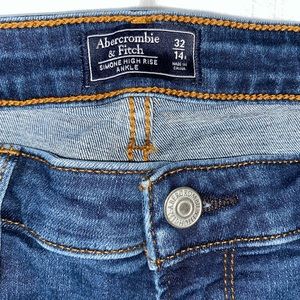 Abercrombie & Fitch Jeans - Simone High Rise Ankle Jeans Size 32 R